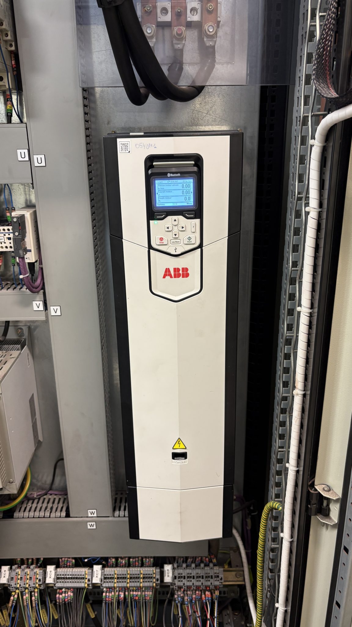 ACS880 37KW